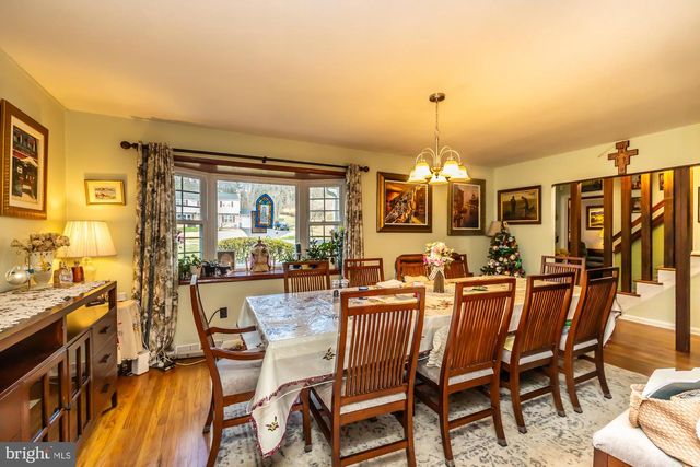 892 BOB-O-LINK LN, West Chester, PA 19382