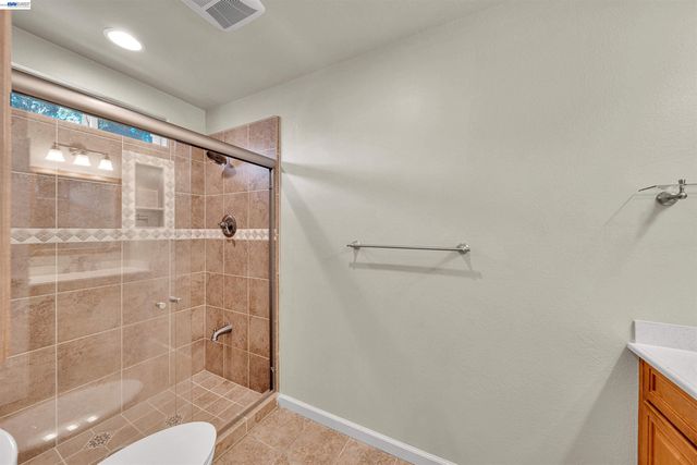 10324 Almanor Cir, Stockton, CA 95219