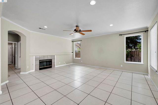 10324 Almanor Cir, Stockton, CA 95219