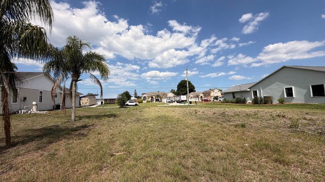 2532 SW Monterrey Lane, Port St. Lucie, Port St Lucie, FL 34953
