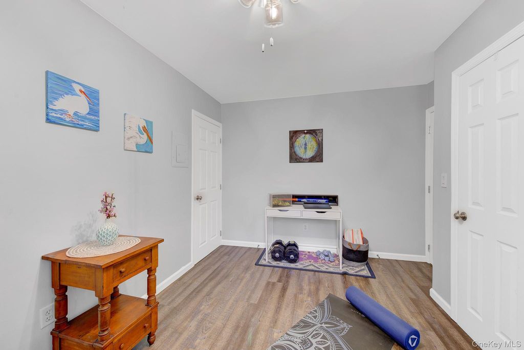 245-14 61st Avenue 0126, Douglaston, NY 11362 — photo 3