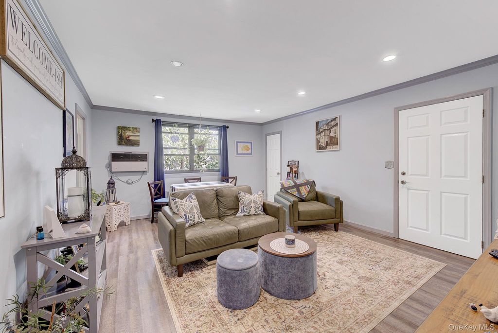 245-14 61st Avenue 0126, Douglaston, NY 11362 — photo 4