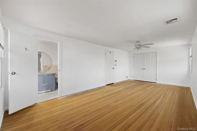 11 Searingtown Road, Searingtown, NY 11507