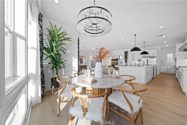 262 Sora, Irvine, CA 92618