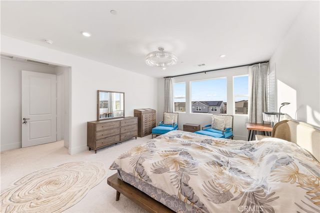 262 Sora, Irvine, CA 92618