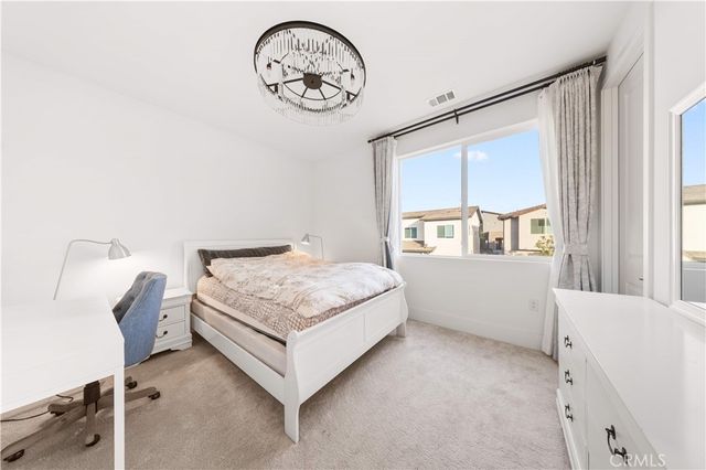 262 Sora, Irvine, CA 92618