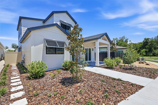 1063 SW 135 DRIVE, Newberry, FL 32669