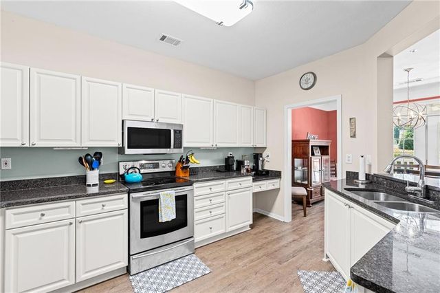 111 Edinburgh Court, Alpharetta, GA 30004