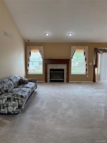 380 Woodhaven Drive, Walled Lake, MI 48390
