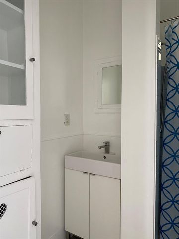 709 E 11, Houston, TX 77008