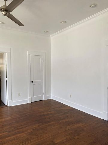 709 E 11, Houston, TX 77008