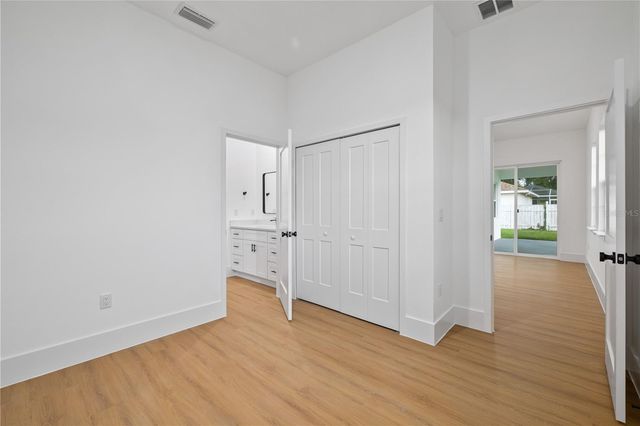 15041 SW 24TH CIRCLE, Ocala, FL 34473
