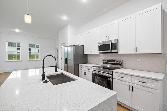 15041 SW 24TH CIRCLE, Ocala, FL 34473