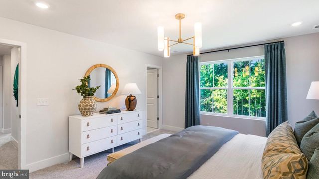 5401 NEWPORT CIR, White Plains, MD 20695