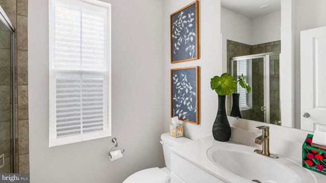 5401 NEWPORT CIR, White Plains, MD 20695