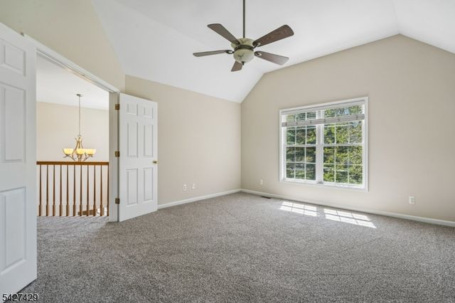 2 Log Rd, Jefferson Twp., NJ 07849