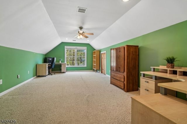 2 Log Rd, Jefferson Twp., NJ 07849