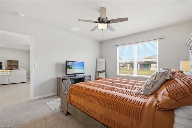 1917 SW 4th ST, Cape Coral, FL 33991