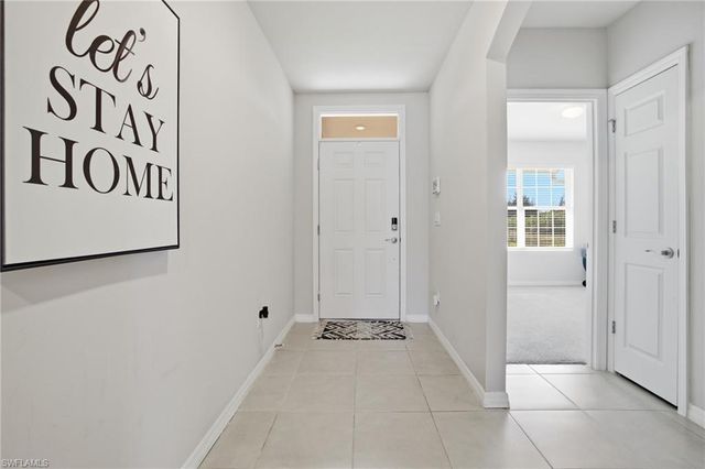 1917 SW 4th ST, Cape Coral, FL 33991