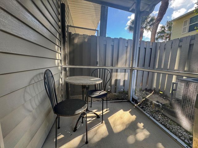 1845 NE 15th Avenue, Fort Lauderdale, FL 33305