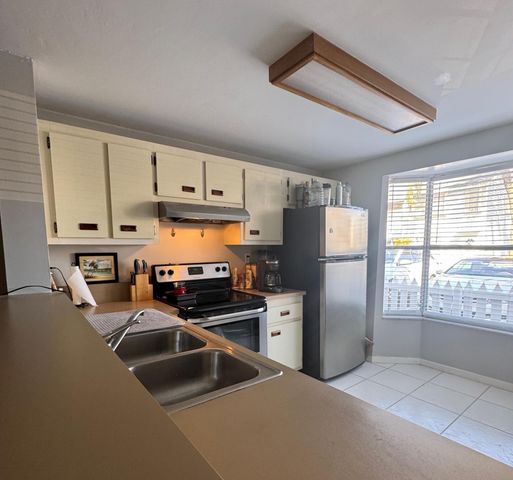 1845 NE 15th Avenue, Fort Lauderdale, FL 33305