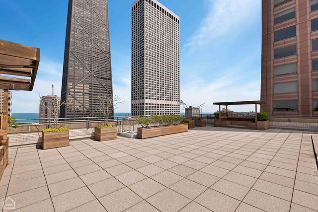 777 N Michigan Avenue 2500, Chicago, IL 60611