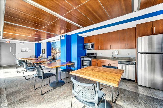 777 N Michigan Avenue 2500, Chicago, IL 60611