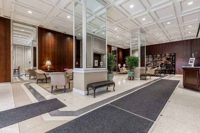 777 N Michigan Avenue 2500, Chicago, IL 60611