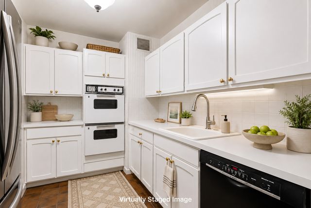 777 N Michigan Avenue 2500, Chicago, IL 60611