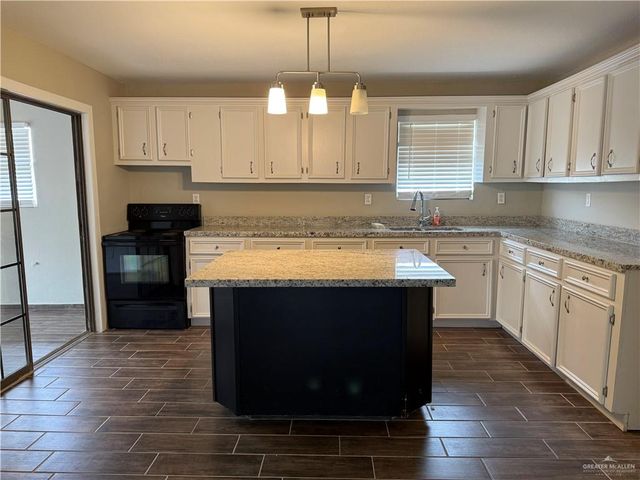 1931 W Owassa Road, Edinburg, TX 78539