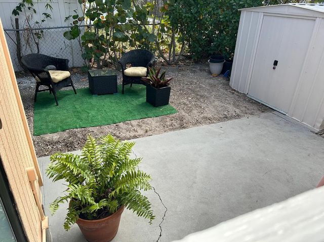 707 S 2nd Avenue S 2, Lake Worth Beach, FL 33460