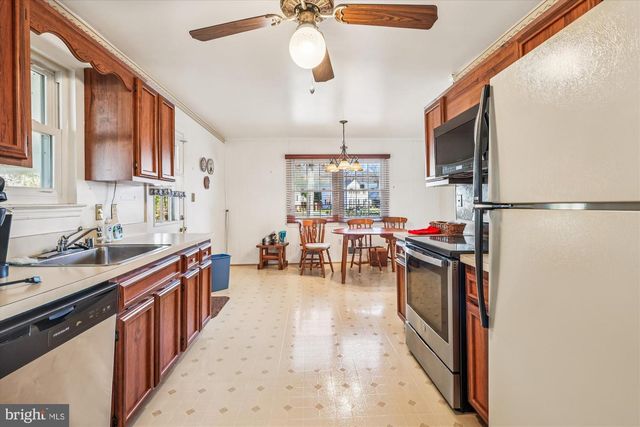 7013 STONE MILL PL, Alexandria, VA 22306