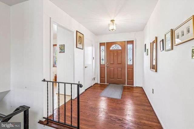 7013 STONE MILL PL, Alexandria, VA 22306