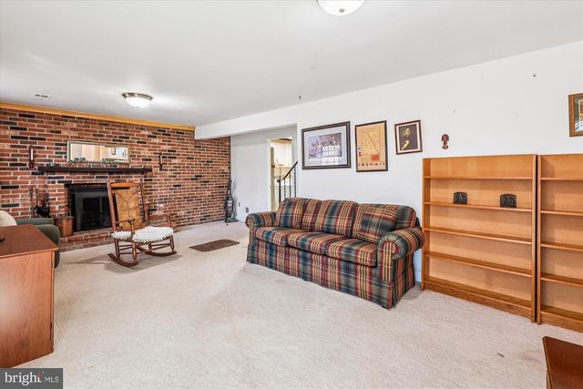 7013 STONE MILL PL, Alexandria, VA 22306