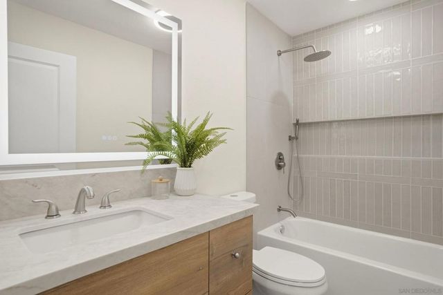 8775 Betelgeuse Way, San Diego, CA 92126
