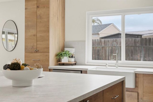 8775 Betelgeuse Way, San Diego, CA 92126