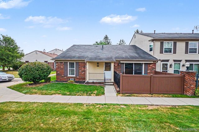 41150 Southwind Drive, Canton Charter Township, MI 48188