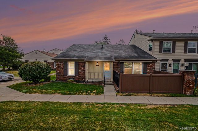 41150 Southwind Drive, Canton Charter Township, MI 48188