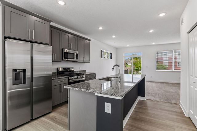 3141 Clover Ridge Drive, Chaska, MN 55318