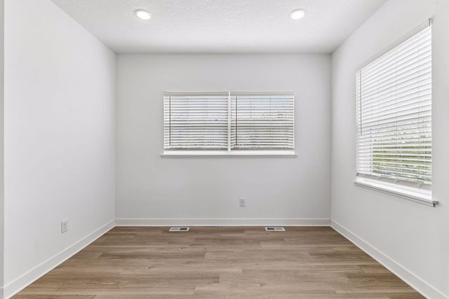 3141 Clover Ridge Drive, Chaska, MN 55318