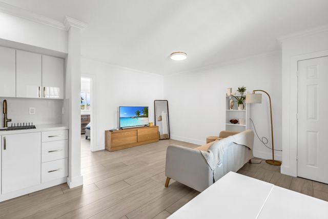 924 SE 2nd Street 32, Fort Lauderdale, FL 33301