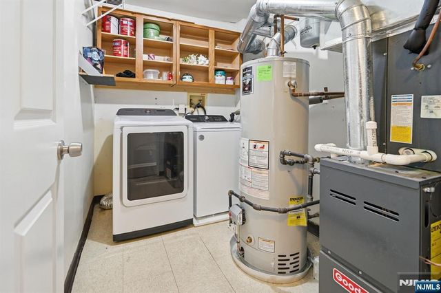 130 Raintree Lane, Mahwah, NJ 07430