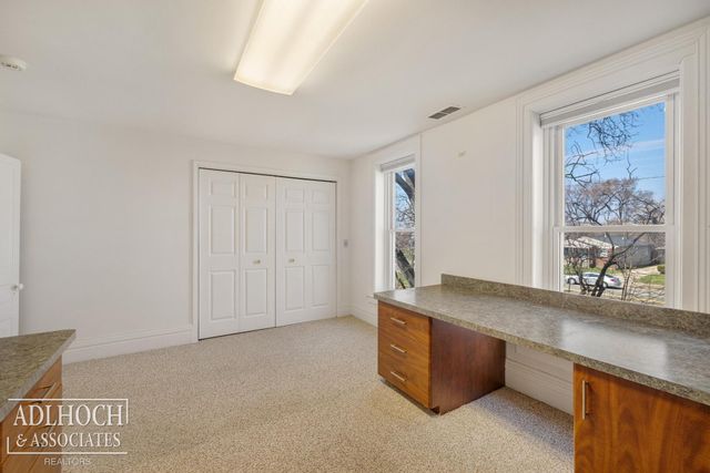 17526 E 10 Mile Road, Eastpointe, MI 48021