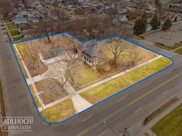 17526 E 10 Mile Road, Eastpointe, MI 48021