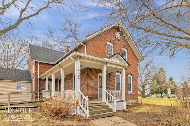 17526 E 10 Mile Road, Eastpointe, MI 48021