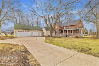 17526 E 10 Mile Road, Eastpointe, MI 48021