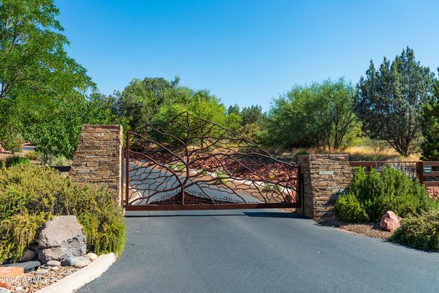 15 HARVEST Lane, Sedona, AZ 86336