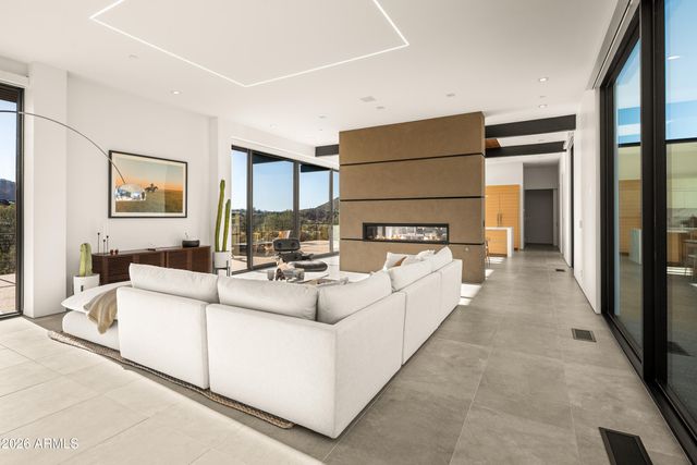 15 HARVEST Lane, Sedona, AZ 86336