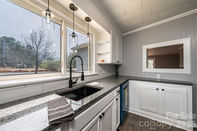 2088 Stamey Road, Hudson, NC 28638