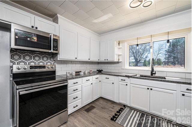 2088 Stamey Road, Hudson, NC 28638